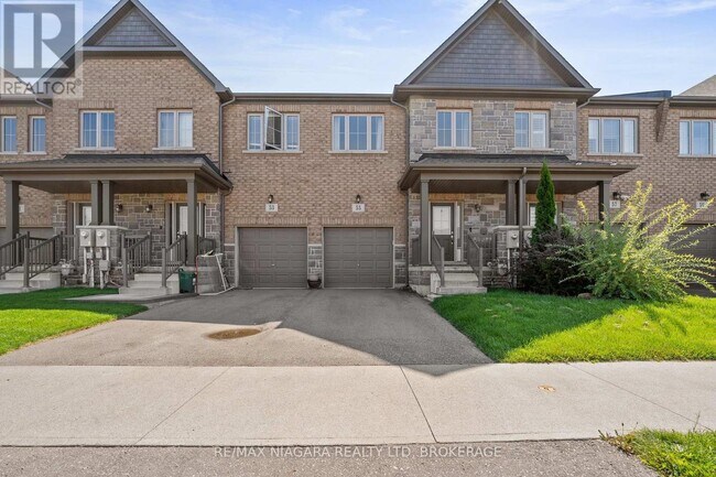 55 Sunset Way in Thorold, ON - Building Photo - Building Photo