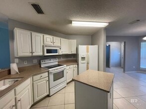 8669 W Anvil Ct in Mobile, AL - Building Photo - Building Photo