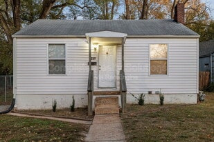 4320 Rickey Dr in St. Louis, MO - Building Photo