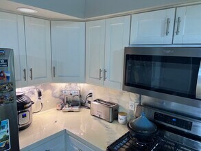 8317 Bluebird Way, Unit M in Lorton, VA - Building Photo - Building Photo