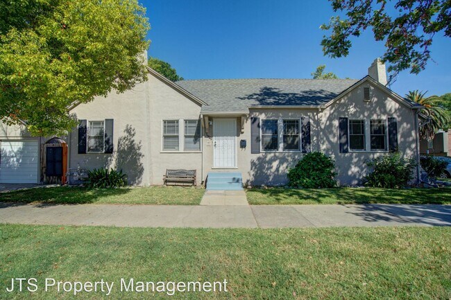 2601 T St in Sacramento, CA - Foto de edificio - Building Photo
