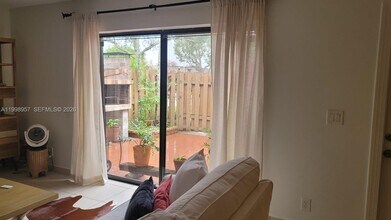 1544 Forest Lakes Cir in West Palm Beach, FL - Foto de edificio - Building Photo