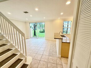 2674 SW 84th Terrace in Miramar, FL - Building Photo - Building Photo