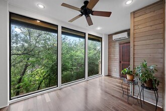 1000 Liberty Park Dr in Austin, TX - Building Photo - Building Photo