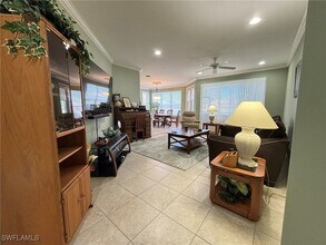8447 Radcliffe Terrace in Naples, FL - Foto de edificio - Building Photo