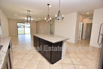 8862 Conway Rd in Polk City, FL - Building Photo - Building Photo