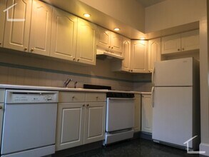 30 Littell Rd in Brookline, MA - Building Photo - Building Photo