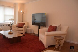 14 Horatio St-Unit -15-H in New York, NY - Building Photo - Building Photo