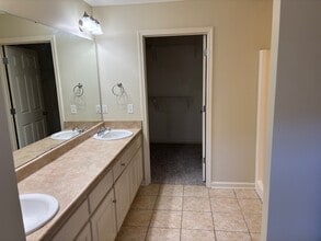 106 Frankfort Dr in Dothan, AL - Building Photo - Building Photo