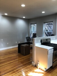 43 S Huntington Ave, Unit 2 in Boston, MA - Building Photo - Building Photo