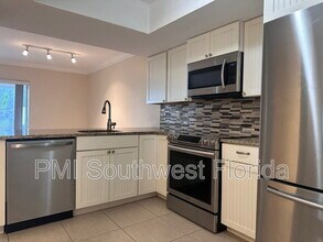 1434 W Marion Ave in Port Charlotte, FL - Building Photo - Building Photo