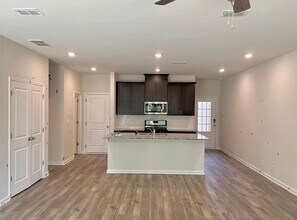 1635 Villageside Ct in Lawrenceville, GA - Building Photo - Building Photo