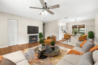 2705 NW 47 Pl in Gainesville, FL - Building Photo - Building Photo