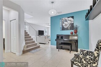 5906 NW 46th Ln in Lauderhill, FL - Building Photo - Building Photo