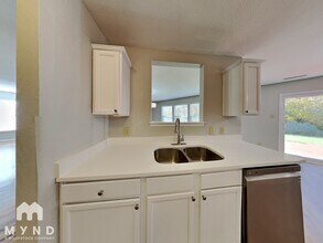 3044 Arrowroot Ln in Indianapolis, IN - Building Photo - Building Photo