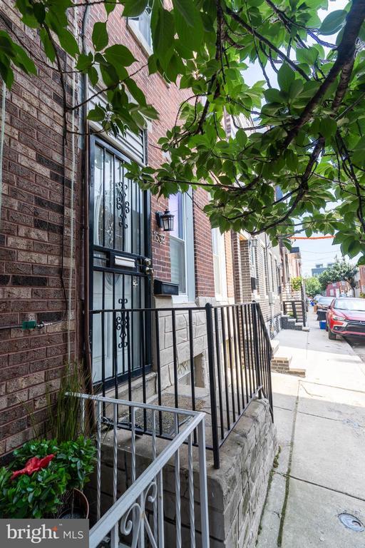 1532 S Woodstock St in Philadelphia, PA - Building Photo - Building Photo