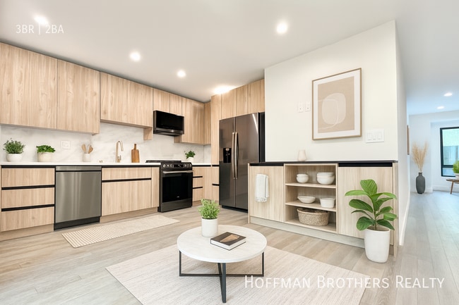 property at 1444 S Crescent Heights Blvd