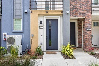 2835 Cathwood Ln in Alameda, CA - Building Photo - Building Photo