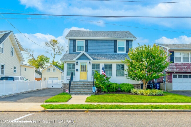 214 Atlantic Ave in Point Pleasant Beach, NJ - Building Photo - Building Photo