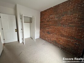 1750 Washington St, Unit 4 in Boston, MA - Building Photo - Building Photo