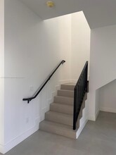 538 NW 17th Ave in Fort Lauderdale, FL - Building Photo - Building Photo