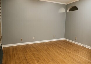 26252 Eton Ave in Dearborn Heights, MI - Building Photo - Building Photo