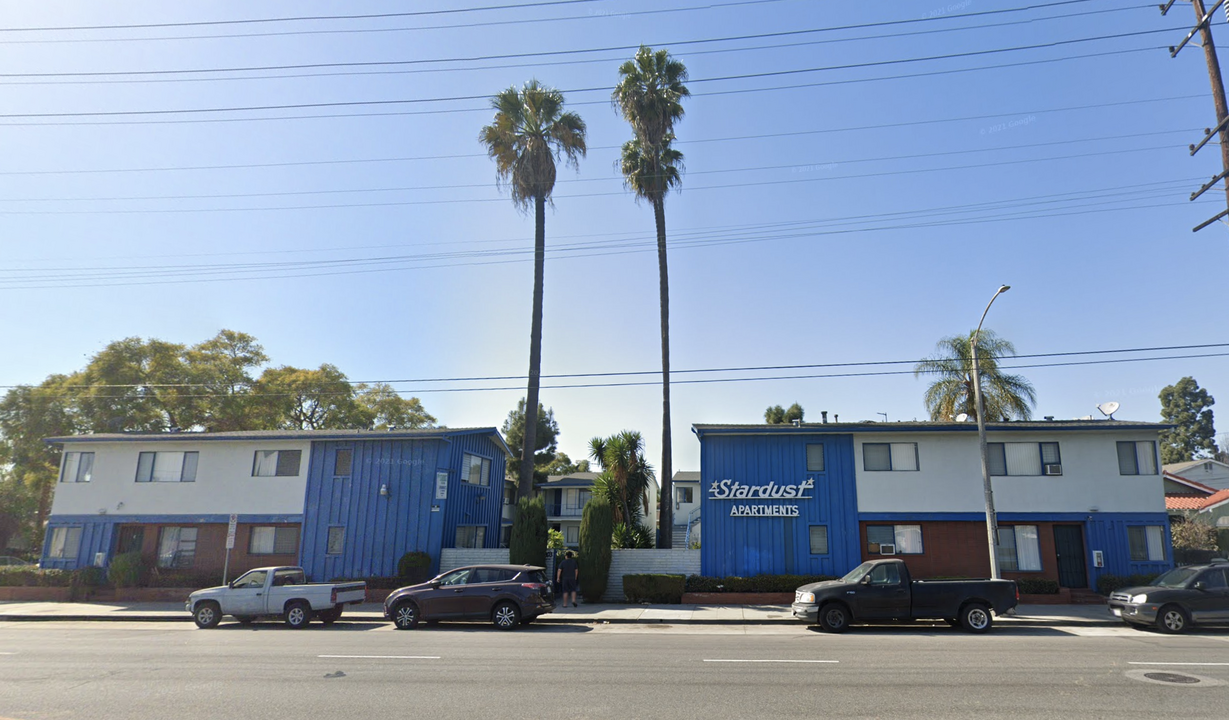 6303-6315 Cherry Ave in Long Beach, CA - Building Photo