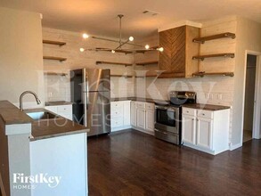 10700 Lipan Trail in Fort Worth, TX - Building Photo - Building Photo