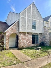 12447 W Village Dr in Houston, TX - Building Photo - Building Photo