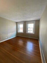 31 Stearns Rd in Brookline, MA - Foto de edificio - Building Photo