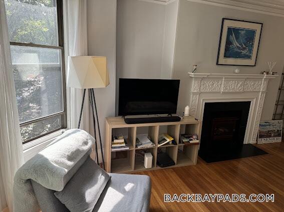 429 Marlborough St in Boston, MA - Foto de edificio - Building Photo