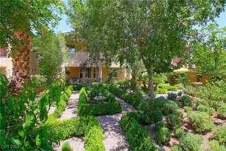2859 Dunnottar Ave in Henderson, NV - Building Photo - Building Photo