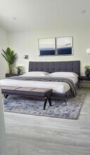 6972 NW 179th St in Hialeah, FL - Building Photo - Building Photo