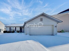 12 Mynah Dr in Amelia, OH - Building Photo