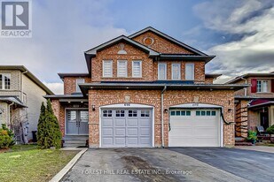 696 Mirage Pl in Mississauga, ON - Building Photo