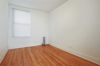 7057 S Princeton Ave 7057 S Princeton Ave in Chicago, IL - Foto de edificio - Building Photo