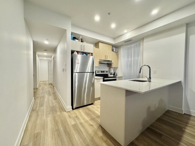 2693 Bd Pie-IX in Montréal, QC - Building Photo - Building Photo