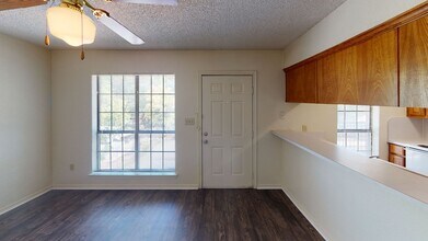 1408 Margie St in Denton, TX - Building Photo - Building Photo