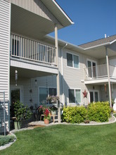 Rosslare Senior Apartments in Idaho Falls, ID - Building Photo - Building Photo