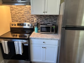 2241 St Charles Ave in Montgomery, AL - Foto de edificio - Building Photo