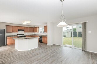 8536 Star Thistle Dr in Fort Worth, TX - Building Photo - Building Photo