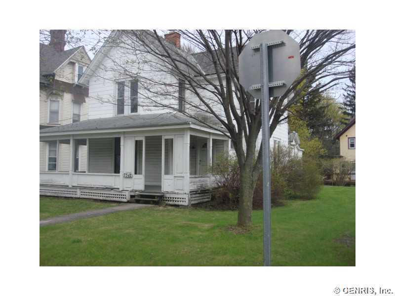 7342 E Main St, Unit Upper #2 in Lima, NY - Building Photo