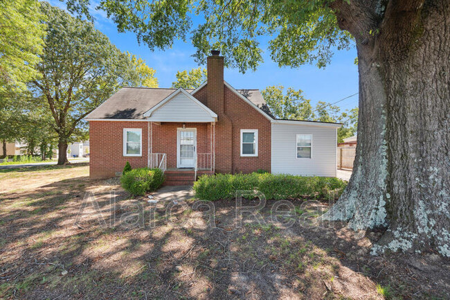 property at 1027 Briarhill Rd