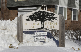 The Village at Beech Hill in Manchester, NH - Foto de edificio - Building Photo