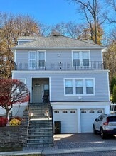 42 Primrose St in White Plains, NY - Foto de edificio - Building Photo