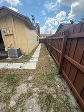 4403 NW 4th Ave in Pompano Beach, FL - Building Photo - Building Photo