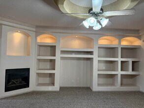 317 Zenith Dr in El Paso, TX - Building Photo - Building Photo
