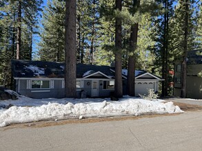 1893 Bella Coola Dr in South Lake Tahoe, CA - Building Photo - Building Photo