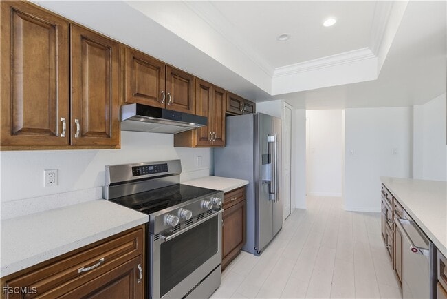 property at 1235 Par View Dr