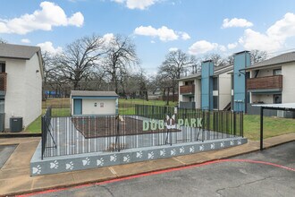 Parkside Arlington in Arlington, TX - Building Photo - Building Photo